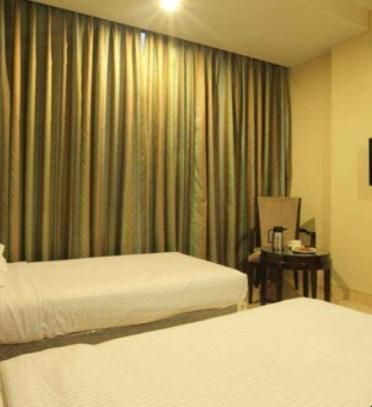 Hotel Ashoka, Pune Yerandwane Esterno foto